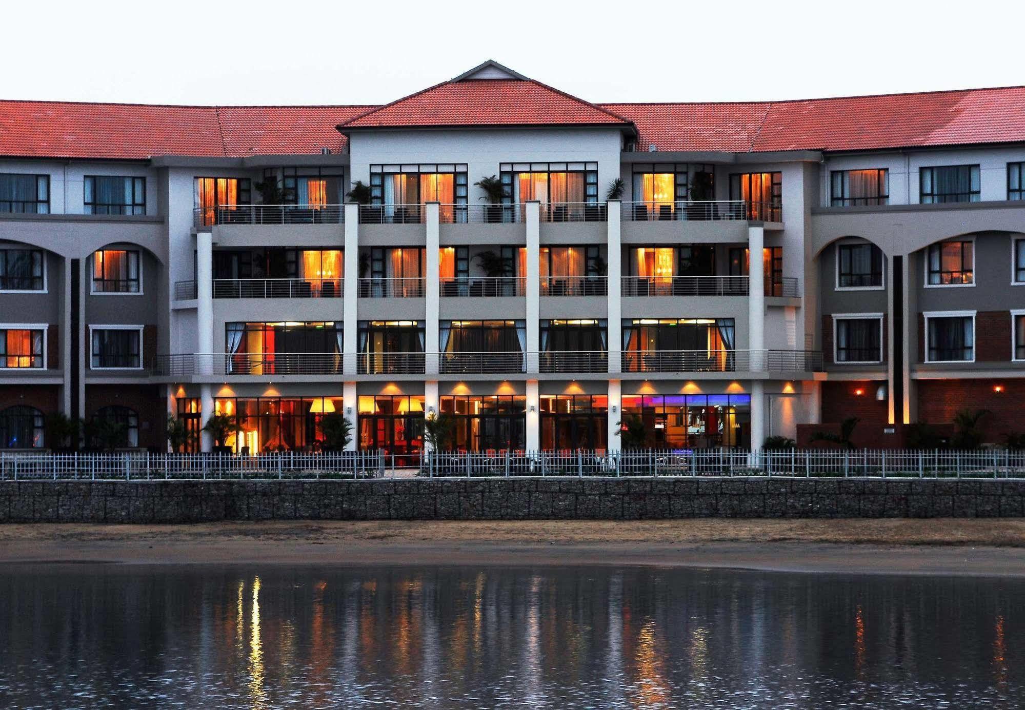 Bon Hotel Waterfront Richards Bay Bagian luar foto
