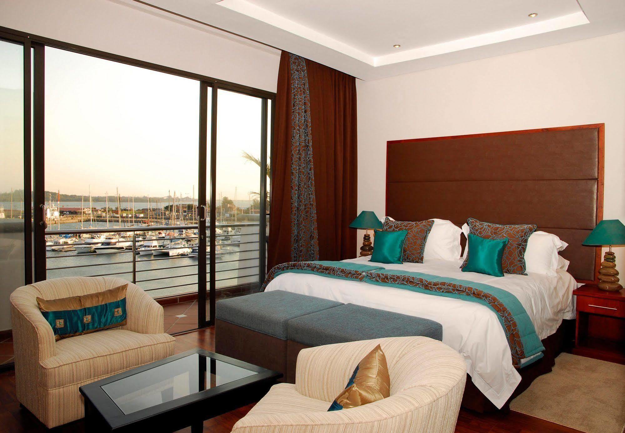 Bon Hotel Waterfront Richards Bay Bagian luar foto
