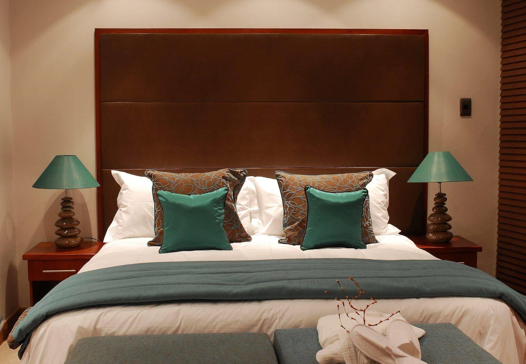 Bon Hotel Waterfront Richards Bay Bagian luar foto