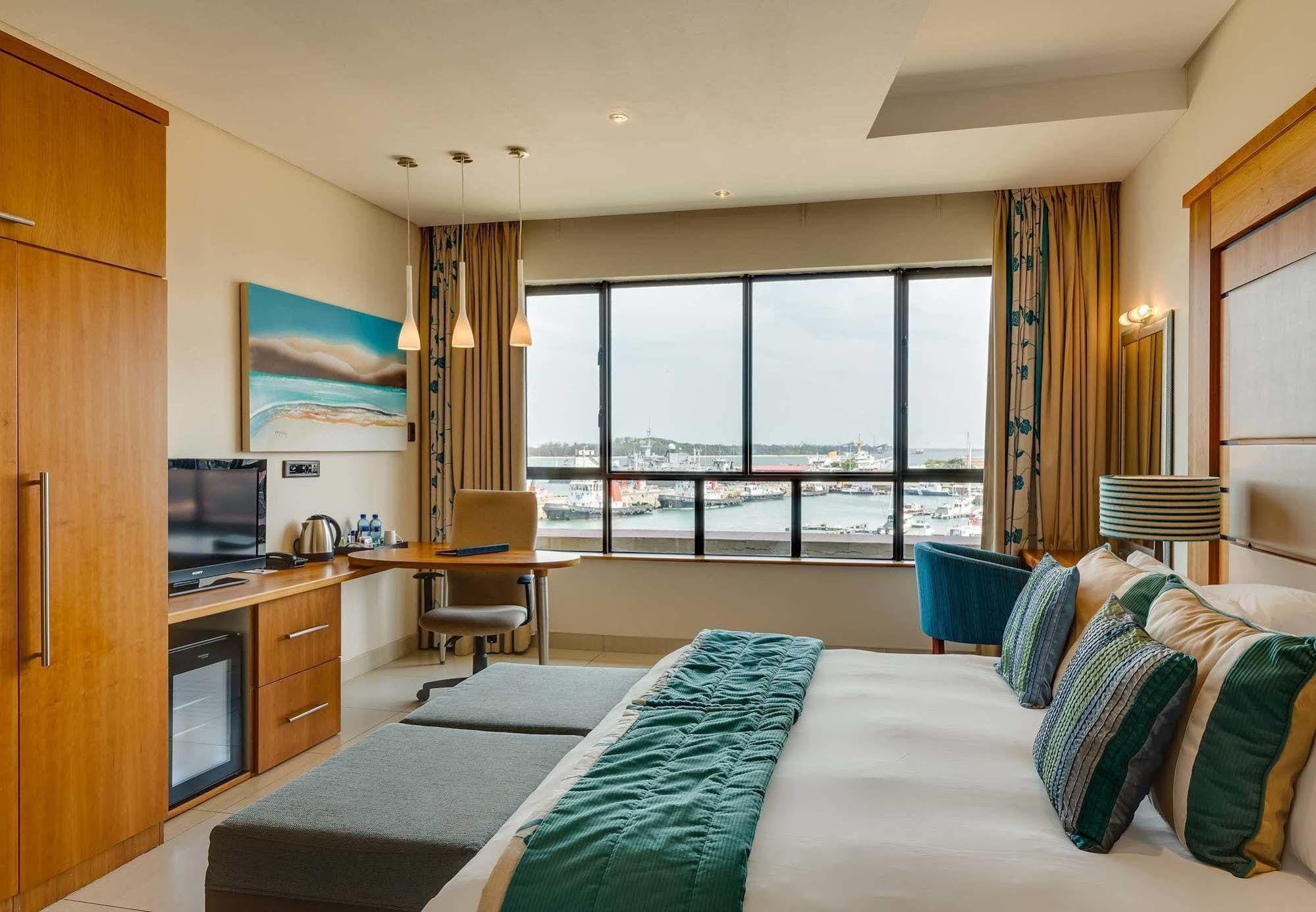 Bon Hotel Waterfront Richards Bay Bagian luar foto