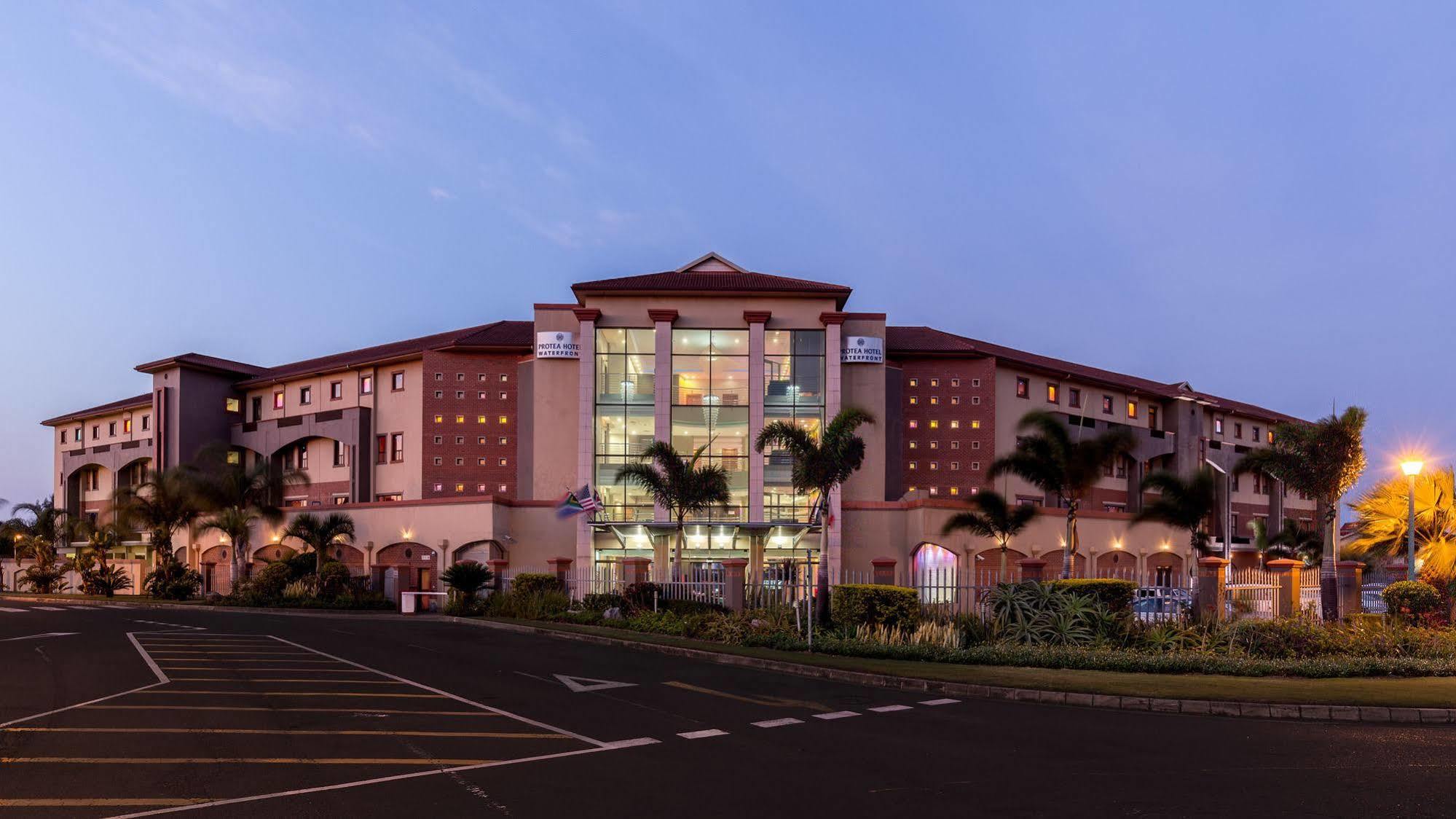 Bon Hotel Waterfront Richards Bay Bagian luar foto