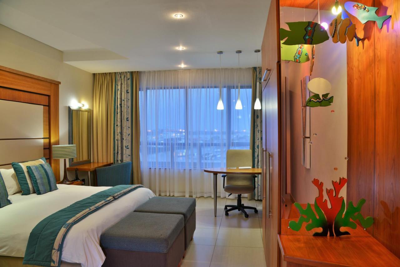 Bon Hotel Waterfront Richards Bay Bagian luar foto