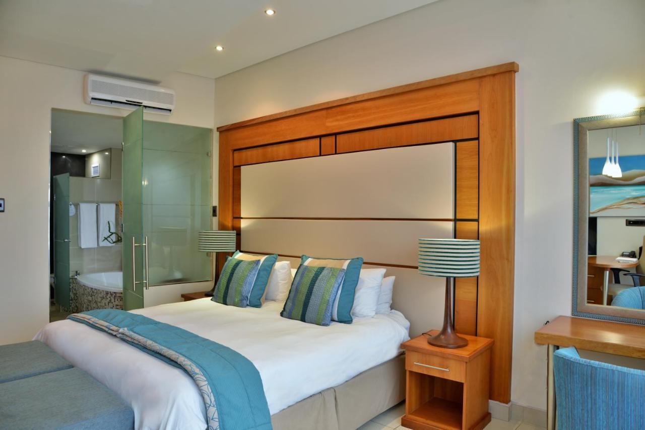 Bon Hotel Waterfront Richards Bay Bagian luar foto