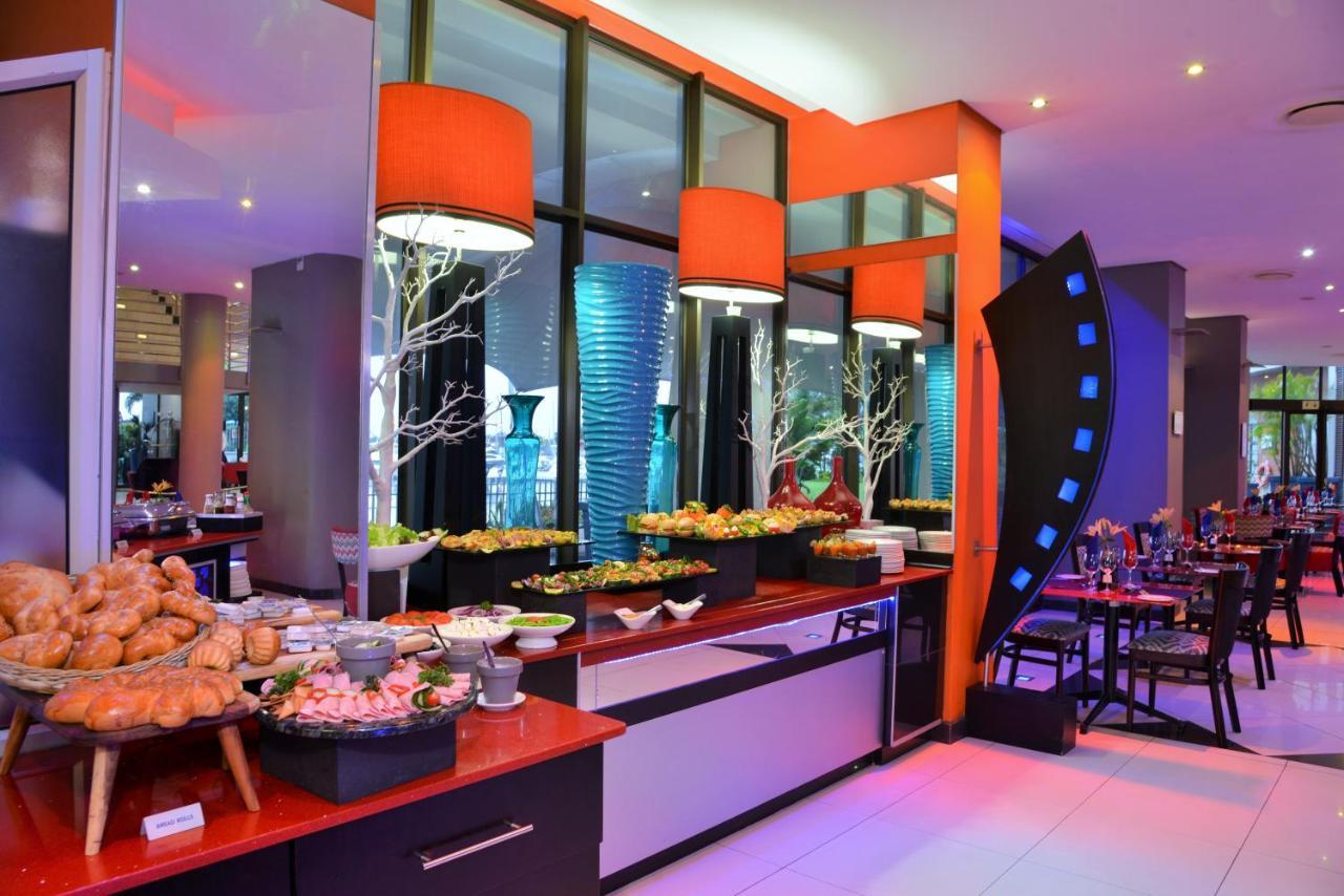 Bon Hotel Waterfront Richards Bay Bagian luar foto