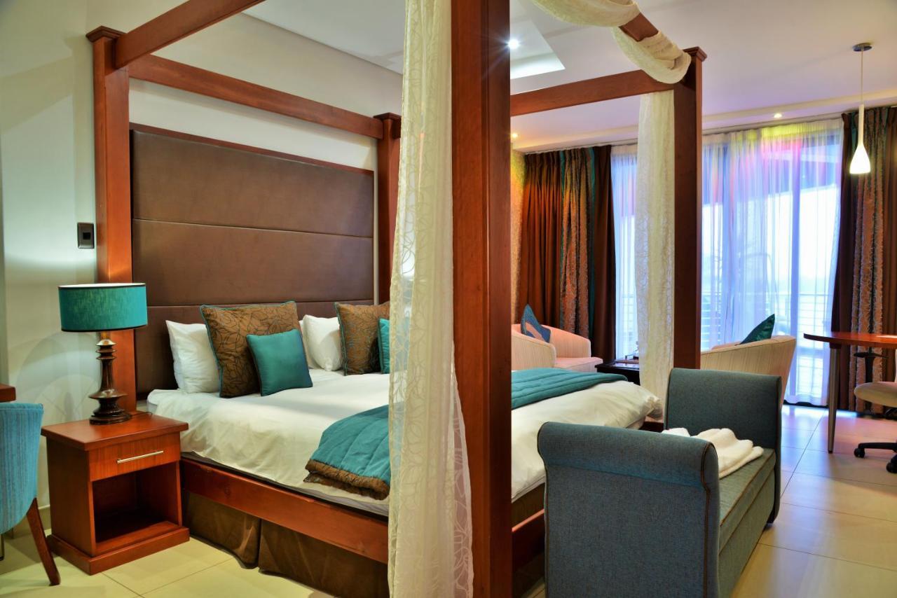 Bon Hotel Waterfront Richards Bay Bagian luar foto